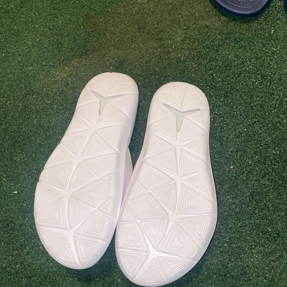 Jordan flight slipper - Picture 3 of 4